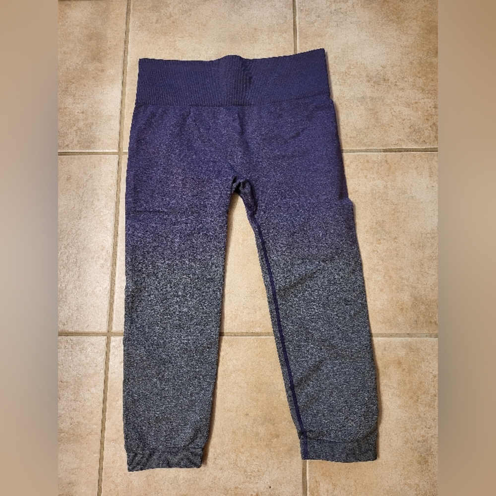 Constantly Varied Gear CVG Purple and Gray Legging Capris